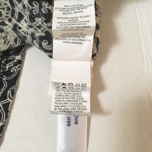 Lucky Brand XS Black White Silver Embroidered Top - Picture 4 of 7